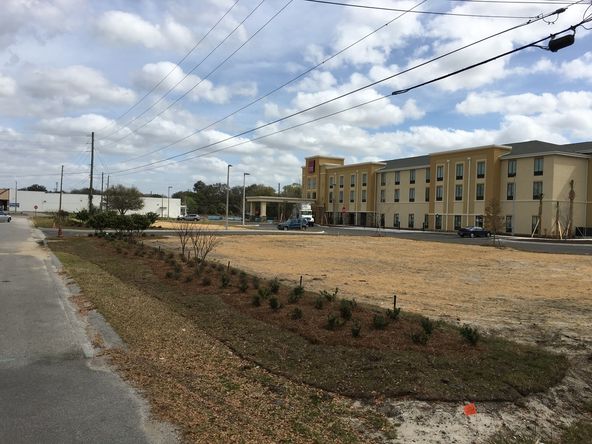 Outparcel Brooks Street: 20052 Brooks St, Dunnellon, FL 34432